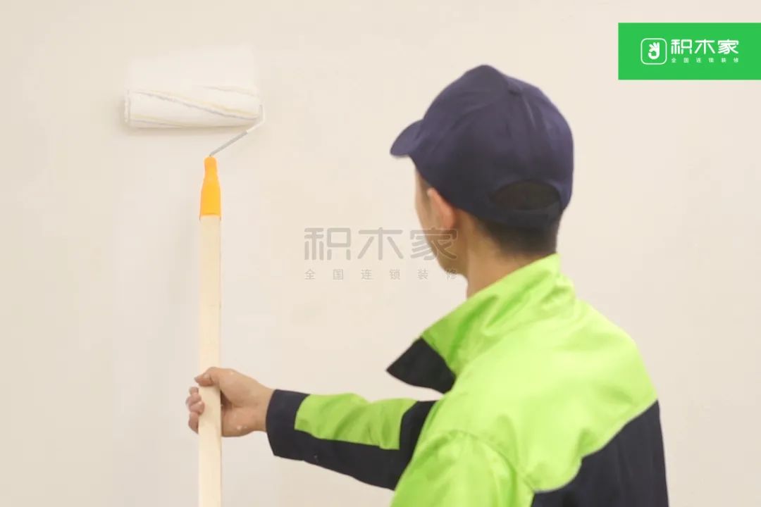 刷墻